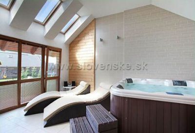 Apartments-Guesthouse-Wellness Villa Flora